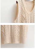 Women Solid Short Loose Sleeveless Knitted V-Neck Vest